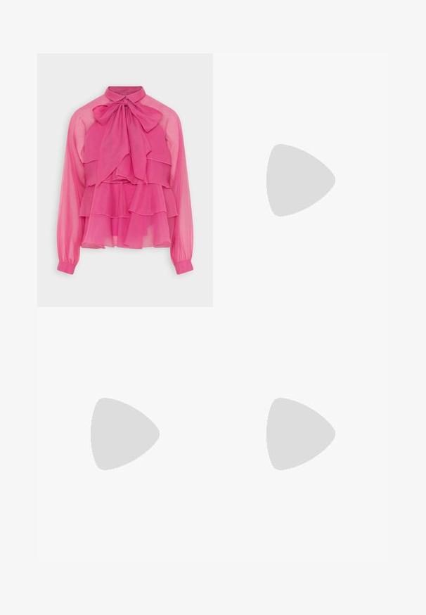 YAS YASELOISE - Blúzka - fuchsia pink; Čierne nohavice so strihom rovného strihu, s prednými vreckami a bočnými rozparkami na leme. Vyrobené z mäkkej, hladkej tkaniny. Vhodné na rôzne príležitosti.; Čierne ploché sandále s lesklým povrchom, tromi tenkými popruhmi a okrúhlou kovovou ozdobou na prste. Elegantný dizajn s minimálnym podpätkom.; Čierne obdĺžnikové slnečné okuliare s tmavými sklami, hladkým plastovým rámom a zakrivenými stranami. Dizajn je robustný s minimalistickou estetikou.