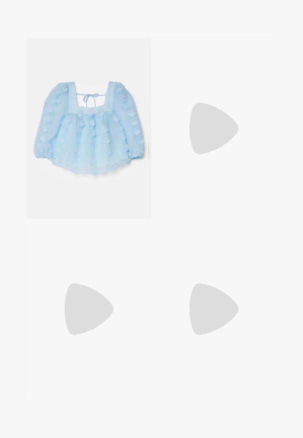 Hofmann Copenhagen WENDA - Blouse - blue sky; Filippa K JULIE - Pantalon classique - black; Stuart Weitzman EMILIA MARY JANE FLAT - Babies - black; WEEKEND MaxMara CUBICO - Pochette - cuoio