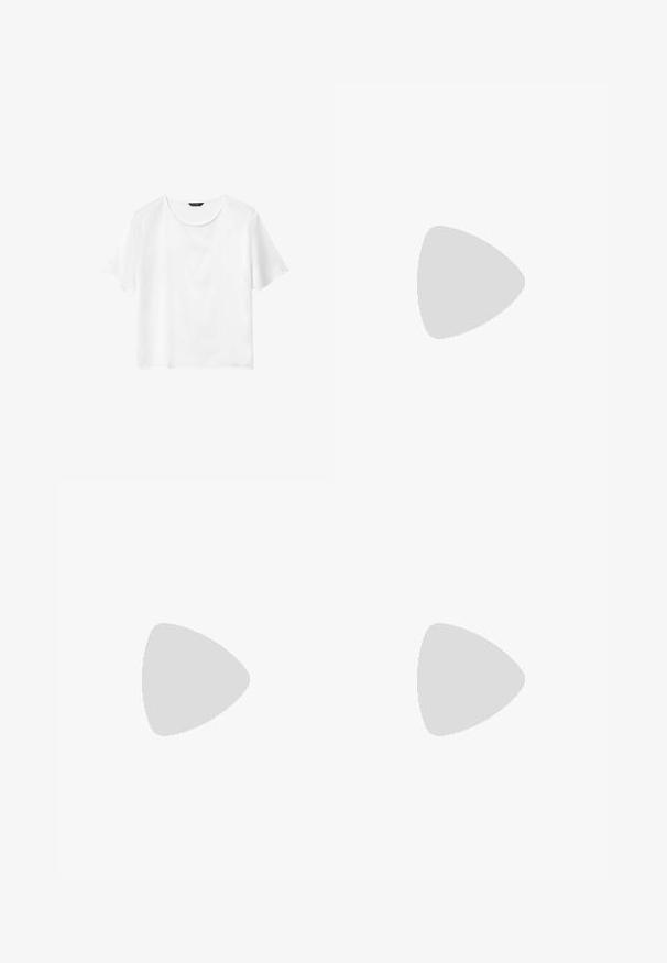 Top bianco a maniche corte realizzato in tessuto morbido, con scollatura rotonda e vestibilità ampia; design minimale senza motivi visibili o dettagli in metallo.; Pantaloni in denim neri a gamba larga con vita alta, dotati di tasche anteriori e posteriori, cuciture a punto, e chiusura con bottone. Texture liscia.; Bershka Sandali con tacco - black; Borsa a spalla in vernice nera con forma curvata, una tracolla, tasche frontali e dettagli in metallo argentato.