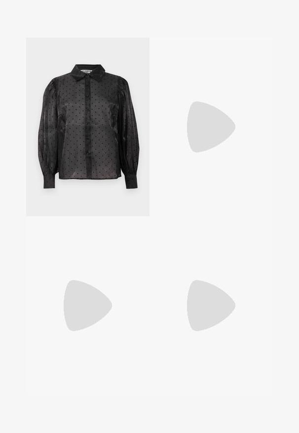 Must mustris mustriga roosa blouse, millel on väikesed südame mustrid, pikad puhv (puhv) varrukad, nööbiga ees ja klassikaline krae.; Mustad nahkšortsid kõrge vöökoht, elastne pael, eemaldatav vöö ja sile tekstuur. Sisaldab lamedat esiosa ja küljetaskuid.; Valge kõrge kontsaga king, millel on terav varvas, sile nahkainete tekstuur ja sale stilettokonts. Minimalistlik disain koos diskreetsete aktsentidega.; Valge nahast kott kuldse riistvaraga, esi-klapi ja musta ääristusega, millel on kettvõll, kantud üle keha helesinise särgi vastu.