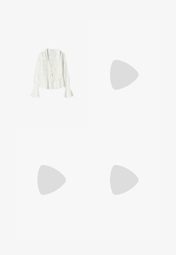 Bílá blůza s dlouhým rukávem vyrobená z texturované tkaniny, s výstřihem do V a detailem na zavázání, a s rozšířenými manžetami pro lepší design.; Tmavě zelené široké džínsy vyrobené z bavlněné směsi, s předním zapínáním na knoflík, pěti kapsami a klasickým denimovým stehem.; Černé lakované lodičky se špičatou špičkou, tenkým podpatkem a nastavovacím sponou. Hladký povrch s minimálními detaily.; Hnědá kožená taška přes rameno s dvěma dlouhými uchy, strukturální obdélníkový tvar, hladká textura a jemné švy.