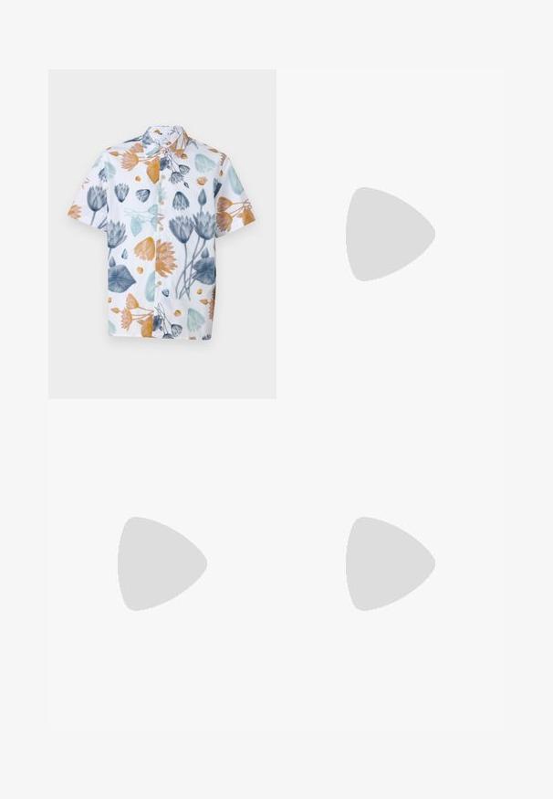 Cămașă cu mânecă scurtă, din bumbac alb, cu un model floral colorat în nuanțe de albastru, portocaliu și verde. Are guler și nasturi din plastic.; Pantaloni bej evazați dintr-un material fin. Au un sistem de închidere cu nasture, buzunare frontale și o croială ajustată în jurul șoldurilor, extinzându-se într-o croială largă.; Adidași albi și negri, cu un superior din piele netedă, accente texturate și o talpă albă groasă. Prezintă un design clasic cu șireturi.; Ochelari de soare cu ramă metalică, dotati cu lentile ovale verzi. Ramă subțire din metal argintiu și ușițe negre. Design minimalist, fără logo-uri vizibile.