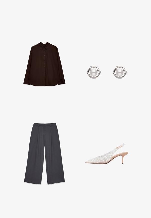 Camicia marrone con bottoni, colletto classico, maniche lunghe e taglio diritto. Tessuto morbido e design minimalista senza fantasie.; Pantaloni a gamba larga in tessuto grigio scuro, caratterizzati da un frontale piatto con due pieghe, passanti per cintura e profondi tasconi laterali. Texture liscia e design su misura.; Scarpa slingback con punta appuntita in materiale traslucido, decorata con perline bianche e iridescenti, caratterizzata da un tacco basso e un colore accentuato nude.; Orecchini in argento con un design testurizzato e una perla bianca rotonda al centro, incastonati in una cornice ondulata e traforata.