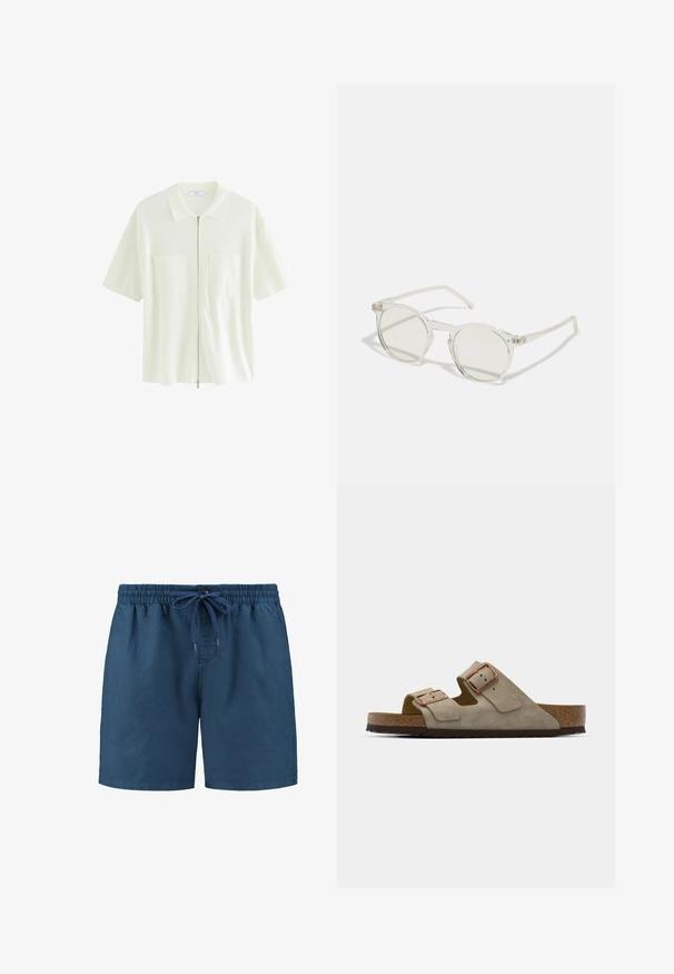 Īsām piedurknēm, balts jaku krekls, izgatavots no teksturēta auduma, ar apkakles izgriezumu un divām priekšējām kabatām ar kvadrātveida vāciņiem.; Jūras zila šorti, izgatavoti no viegla auduma, ar elastīgu jostu un auklu, kā arī priekšējo pogu detaļu.; Bežīgas zamšādas sandales ar divām regulējamām siksnām, ar vara aksesuāriem un korķa apakšpusi komfortam, novietotas uz teksturētas zoles.; Apaļi saulesbrilles ar caurspīdīgu rāmi, gaiši zaļām lēcām un plānām, caurspīdīgām kājām. Rāmī ir izsmalcināti metāla akcenti.