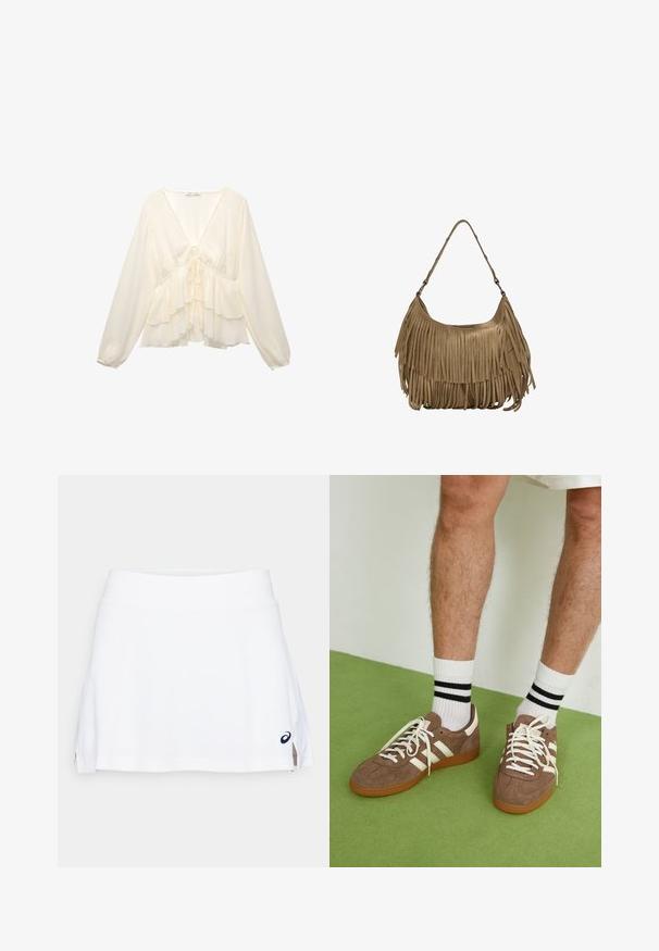 Kremasta bluzica z V-izrezom, dolgimi balonastimi rokavi in plastmi ruffled ob robu, s vezalnim detajlom na zadnji strani.; Bela športna krila z gladko teksturo, A-linijska zasnova in prilagodljiv pas. Ima stranske reže in majhen logotip.; Rjavi semiš športni čevlji z belimi detajli in vezalkami. Gumijast podplat. Nošeni z belimi nogavicami z črnimi črtami. Zelena teksturirana talna obloga.; Rjava zamskasta torbica z dolgimi resicami, ukrivljenim oblikovanjem in enim naramnim trakom. Ima gladko, teksturirano površino.