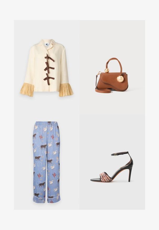 Sleeper CRUSOE SHIRT - Overhemdblouse - white asparagus; Blauwe pyjamabroek met een speels patroon van koeien, mythische wezens en hemellichamen; elastische tailleband en wijde pijpen.; Zwarte hak sandaal met een enkelbandje. Kenmerkt zich door een textuur, multicolor stoffen band over de tenen. Gladde leren afwerking.; Bruine leren handtas met een golvende uitstraling, voorzien van twee ronde gouden accenten en een afneembare schouderriem voor veelzijdig dragen.
