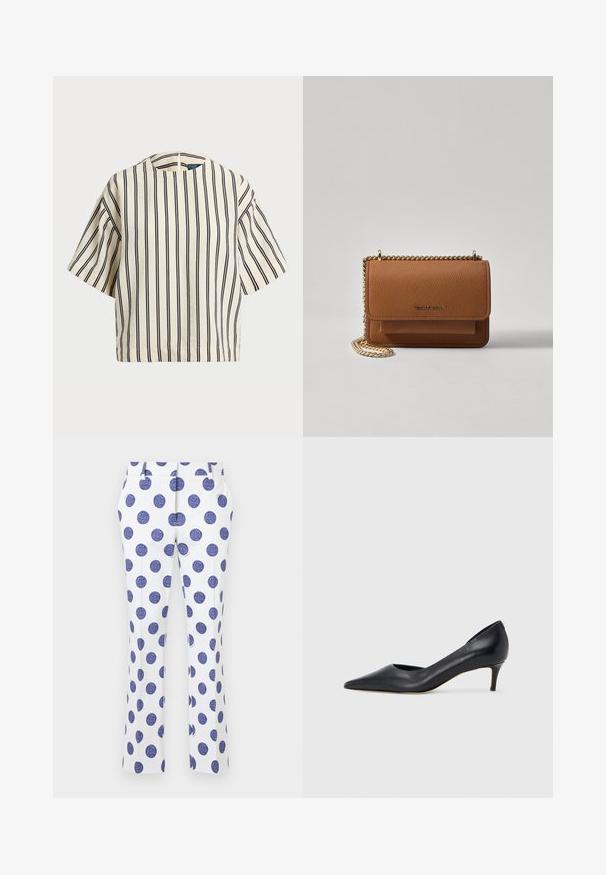 Kratki rukavi, prugasti top u krem i tamnoplavoj boji, sa okruglim izrezom i kutijastim dizajnom od teksturirane tkanine.; Bijele hlače s velikim plavim točkama, s ravnim prednjim dijelom, dva bočna džepa i ravnim dizajnom nogavica. Glatka tekstura tkanine.; Crna kožna cipela s vrhom u špic i niskom petom. Ima glatku teksturu i suptilan sjaj. Prednji dio je otvoren za dodatni detalj.; Smeđa kožna torba preko tijela s teksturom, zlatnim lančićem i preklopom na zatvaranju. Na prednjoj strani nalazi se detalj s potpisom i džep ispod preklopa.