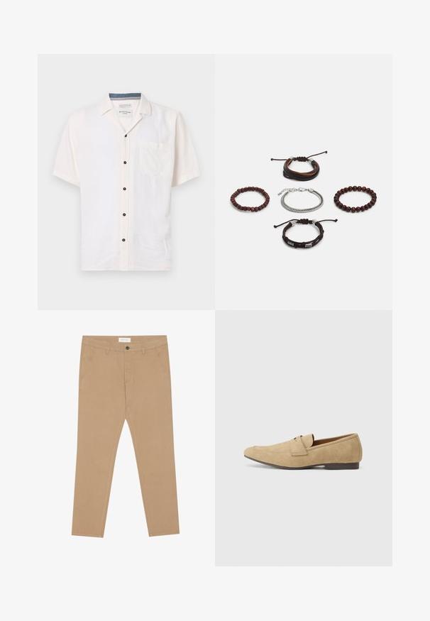 Kortermet skjorte laget av lett stoff, i off-white, med en brystlomme og svarte knapper langs frontplagget.; Khaki chinos laget av en bomullsblanding, med flat front, to sidelommer og en baklomme. Lett stoff med en glatt tekstur.; Beige mokkasiner i semsket skinn med en lett glans, med rund tå, slip-on design og en lav brun hæl. Diskret sømdetalj.; Sett med fem armbånd som inkluderer brunt lær, treperler og en sølvkjede; ulike teksturer og former, med justerbare lukkinger.