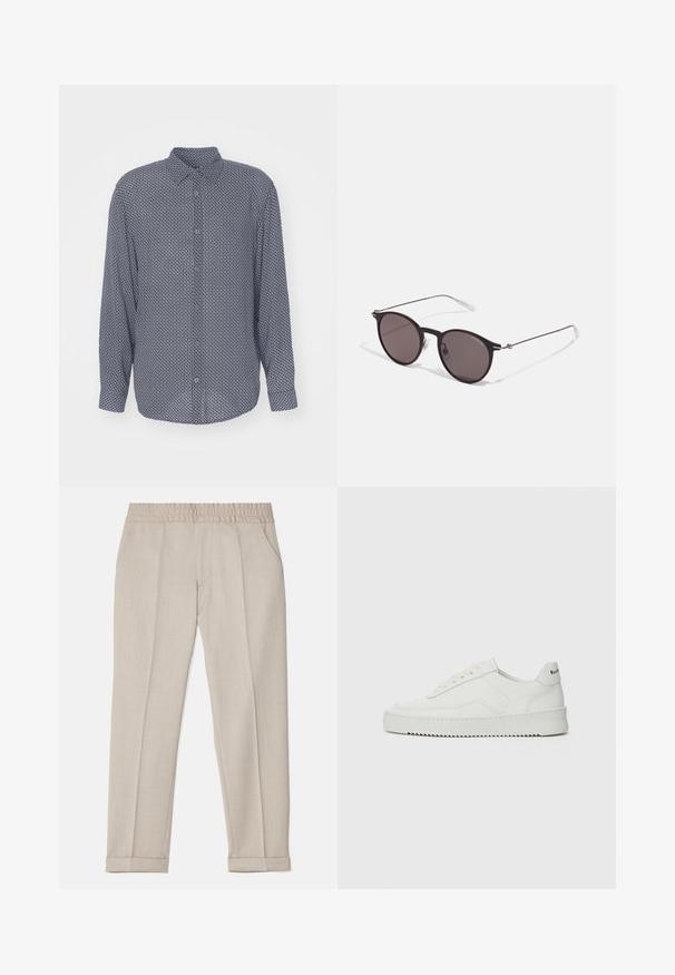 Marineblaue Button-Up-Bluse mit einem geometrischen weißen Muster, langen Ärmeln und einem klassischen Kragen, ausgestattet mit einer glatten Textur und einem Knopfverschluss.; Filippa K TERRY CROPPED TROUSERS - Stoffhose - sage melange; Weiße Ledersneaker mit glatter Oberfläche, runder Zehenpartie, flachen Schnürsenkeln und strukturiertem Sohlenprofil. Mit einem dezenten Logo an der Ferse.; Schwarze runde Sonnenbrille mit dunklen Gläsern und schlanken Metallbügeln. Enthält klare Tempelspitzen und silberne Akzente am Scharnier. Minimalistisches Design.