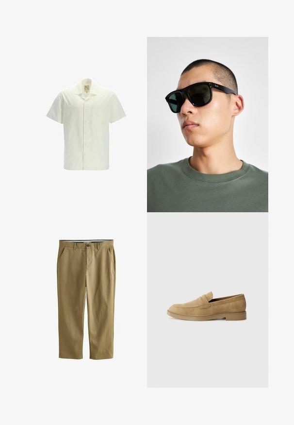 Camicia a maniche corte in cotone avorio, con apertura frontale a bottoni, due tasche sul petto e colletto classico. Texture liscia senza motivi.; Chino color khaki realizzati in cotone misto, dotati di due tasche laterali, chiusura con bottone, gambe dritte e una texture liscia.; Mocassini in suede beige con punta rotonda, tacco basso a blocco e dettagli di cucitura sulla parte superiore. Texture liscia e design minimalista.; Occhiali da sole rettangolari neri con lenti scure, caratterizzati da una forma distintiva e un marchio sulla parte tempiale. Indossati da una persona con una maglietta verde.