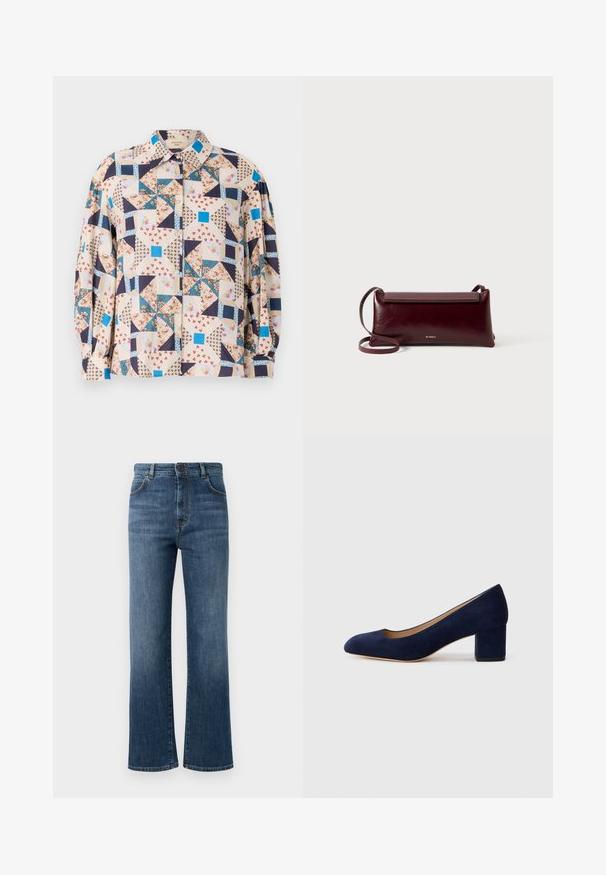 Button-Up-Hemd mit einem Patchwork-Design aus floralen und geometrischen Mustern in Beige-, Blau-, Marine- und Rottönen; Lange Ärmel.; Dunkelblaue Denim-Jeans mit geradem Bein, fünf Taschen-Design, Knopfverschluss und dezenten Steppnähten.; Marineblaue Wildleder-Pumps mit spitzem Zehenbereich und einem mittelhohen Blockabsatz. Glatte Textur mit einem subtilen Glanz und einem kleinen Ausschnitt an der Vorderseite.; Burgunderfarbene Leder-Umhängetasche mit glatter Textur, rechteckiger Form, Klappenverschluss und einem dünnen, verstellbaren Trageriemen. Sichtbares goldfarbenes Logodesign.