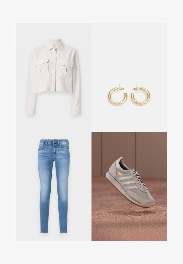 Chaqueta ajustada de color gris claro hecha de pana. Cuenta con un cuello con solapa, cierre frontal de cremallera y dos bolsillos en el pecho. Mangas largas.; Jeans de denim azul claro de corte slim, con cintura media, botón frontal y diseño de cinco bolsillos.; Zapatillas beige con parte superior de ante y malla, tres rayas blancas, suela de goma color chicle, cordones azules y logo con acento dorado. Diseño retro clásico.; Aretes de aro de oro con un acabado suave y brillante. Diseño circular que presenta un pequeño post y un respaldo transparente para un uso seguro.