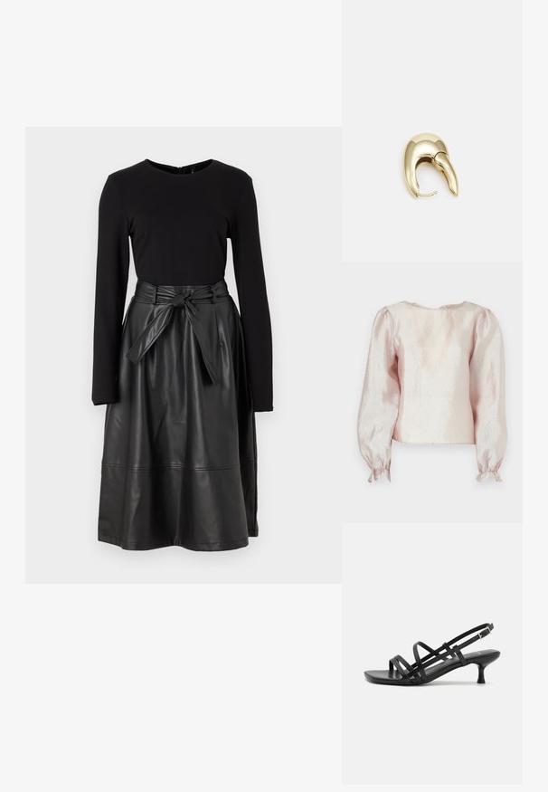 Kortermet topp i skimrende lys rosa stoff, med rund halsutskjæring, puffede ermer og rynkede mansjetter med bånd.; Svart langermet topp kombinert med et svart faux skinnskjørt, med en knyttet midje og en glatt, blank tekstur.; Svarte hæl sandaler med flere krysset remmer. Glatt materiale, spiss tå og smal hæl. Justerbar ankelrem med spenne.; Gullfarget metalløredobber med et elegant, buet design. Har en karakteristisk spiss form, polert overflate og hengsel-lukking.