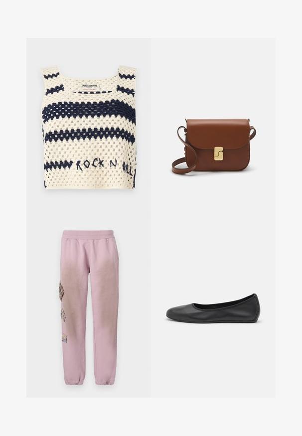 Hæklede crop top i beige med marineblå striber og teksten "ROCK N ROLL". Har en firkantet udskæring og brede skulderstropper. Åben vævning.; Lyserøde sweatpants med elastisk talje, prydet med dekorative patches i diamantform på venstre side og elastiske manchetter ved anklerne.; Sort læderballetsko med rund tå, glat tekstur, minimal syning og et fleksibelt såldesign.; Brun læder håndtaske med flaplukning, hardware i gyldent tone, en skulderrem og en glat overflade. Kompakt rektangulær form.