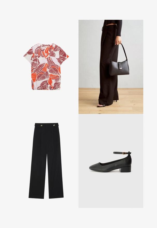 Blouse à manches courtes en tissu léger avec un motif floral rouge, orange et violet. Encolure en V avec des plis subtils.; Pantalons larges noirs à taille haute, avec des détails de boutons à la taille et des plis sur le devant.; Escarpin en cuir noir avec un bout pointu et un petit talon bloc. Doté d'une bride de cheville avec une boucle dorée. Texture lisse.; Sac à main noir à la forme structurée, texture lisse et fermoir métallique. Associé à un pantalon noir ample et des sandales ouvertes sur un sol en bois.