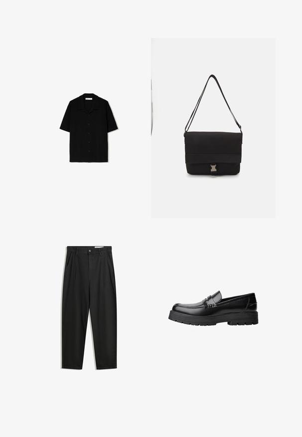 Fekete, rövid ujjú, gombos ing texturált anyagból. Camp gallérral és egyenes szegéllyel rendelkezik, öt elülső gombbal.; Fekete pamut nadrág laza szabással, klasszikus derékrésszel, elülső hajtásokkal és oldalsó zsebekkel. Simább textúra minta nélkül.; Fekete bőr loaferek vastag, bordázott talppal és díszcsíkkal az upper rész felett, bal oldali profilmódban, fehér háttér előtt.; Fekete üzenetküldő táska sima anyagból, hajtókás fedéllel, ezüst csattal és állítható vállpánttal.