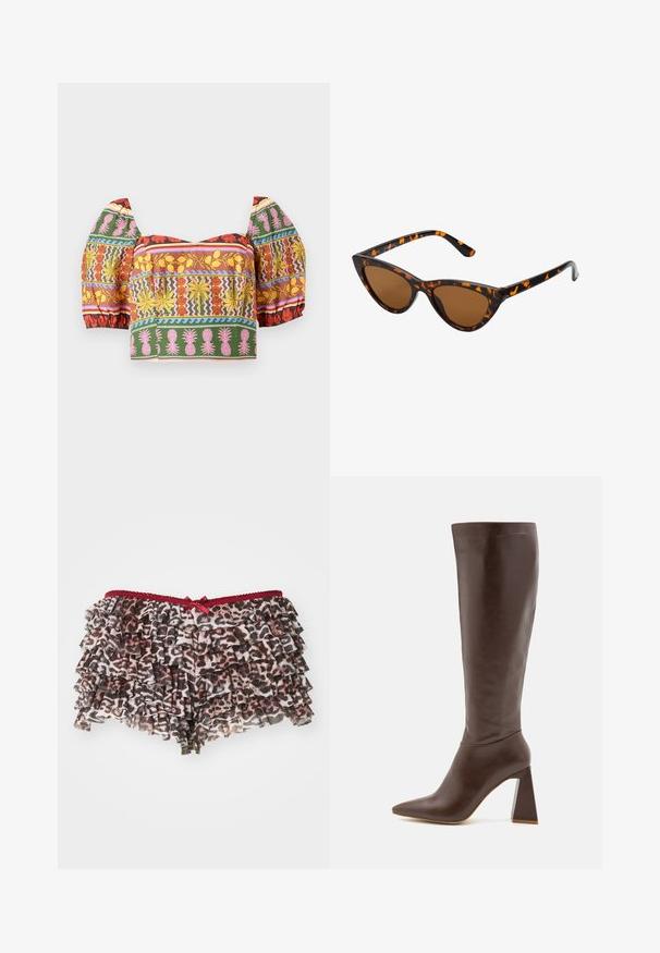 Fargerik kort topp med puffermer, intrikate blomster- og ananasmønstre i rød, gul, rosa, grønn og blå på en lys bakgrunn.; Blomstrete leopardmønstrede shorts med lagdelte volanger, med en rød blonde midje og en liten sløyfe foran.; RAID TENBY - Støvler - brown; Kattøye solbriller med en svart og oransje skjellramme, brune linser og elegante, spisse tupper. Har en minimalistisk logo på stangen.