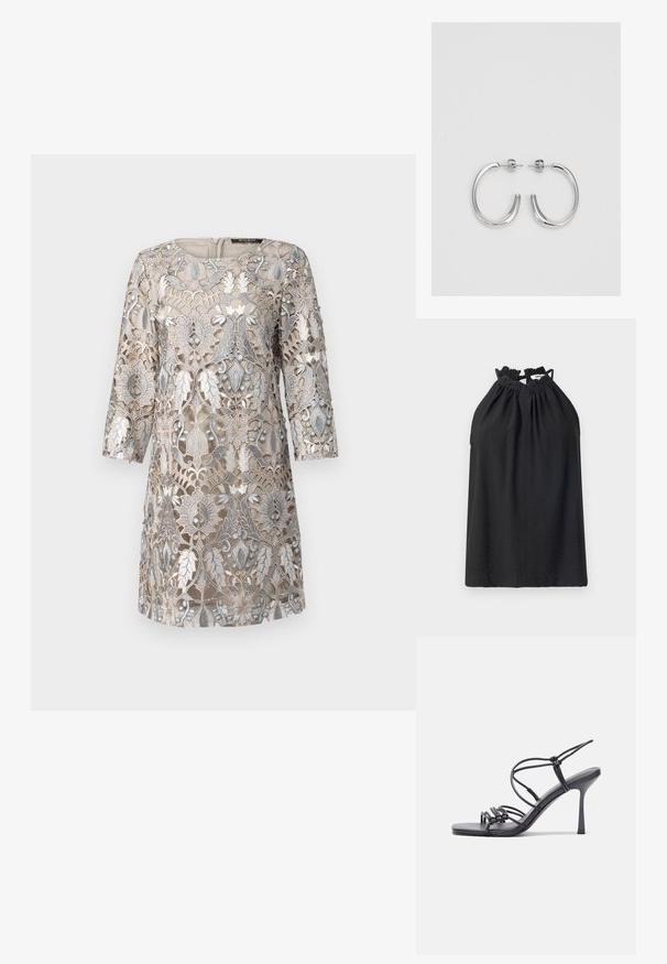 Mustraalne tekstuuriga must halter-top. Omab kogutud kaelust koos reguleeritavate nööridega. Lihtne disain ja mugav lõige. Ühes värvitoonis.; Beež kleit keerukate hõbedaste lilledega pitskattega, kolmveerandvarrukate ja ümmarguse kaelusega, selja tõmbluku sulgemisega. Tekstuuriga kujunduse detail.; Mustad musta värvi kontsandaalid on varustatud peente rihmadega, millel on sõlmekujundus, siledad ruudukujulised varbad ja stiilne stilettokonts.; Helehall metallik handbags, millel on kett, kaunistatud väikeste ümmarguste metallist õmblustega ja kolmnurkse brändi logoga.; Hõbedast rõngaskõrvarõngad sileda ja läikiva pinnaga, kõveriku kujuga ning postitaksega sulgur. Minimalistlik disain kaasaegse viimistlusega.