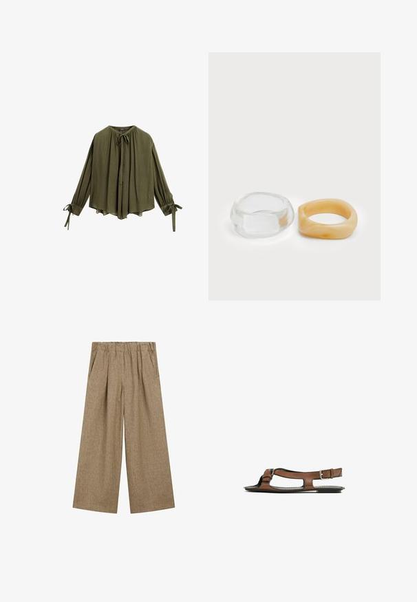 Olivgrüne Bluse mit fließendem Design, gerafften Ärmeln und Bindeverschlüssen am Hals und an den Bündchen. Leichter, strukturierter Stoff.; Weite Hosen in hellbraunem Stoff mit strukturiertem Finish, ausgestattet mit einem elastischen Bund und seitlichen Taschen.; Braune Leder-Sandale mit offener Zehenpartie und seitlichen Ausschnitten. Sie verfügt über einen Knöchelriemen mit einer metallischen Schnalle und eine flache Sohle.; Klare und bernsteinfarbene Harzringe, einer glatt und transparent, der andere mit einer strukturierten, bernsteinfarbenen Oberfläche. Beide haben ein abgerundetes, massives Design.