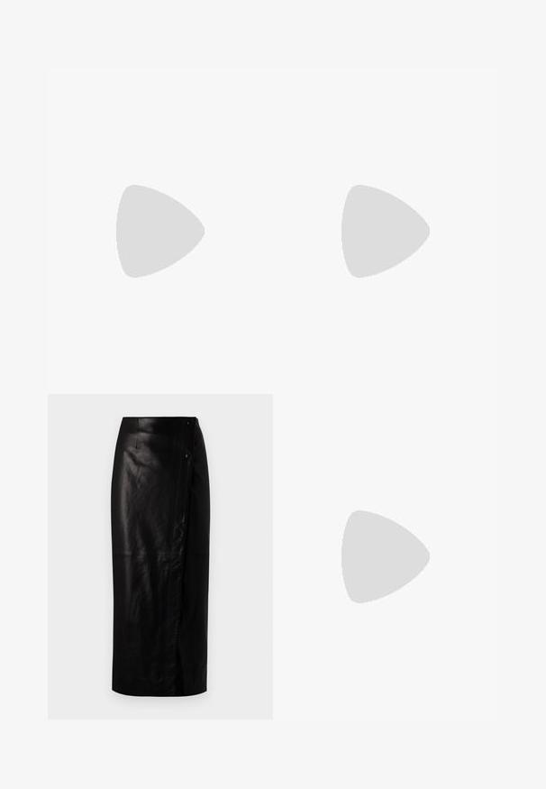 Top din bumbac cu dungi, cu un design ajustat, culori alb-negru, textură canelată și bretele late.; Fustă midi din piele ecologică neagră, cu un design înfășurat, având o închidere cu buton pe lateral, textură netedă și o siluetă dreaptă.; Balerini din piele neagră, cu vârf rotund, textură netedă, detalii de cusătură minimale și un design al tălpii flexibil.; Nanushka JEN - Geantă de mână - black