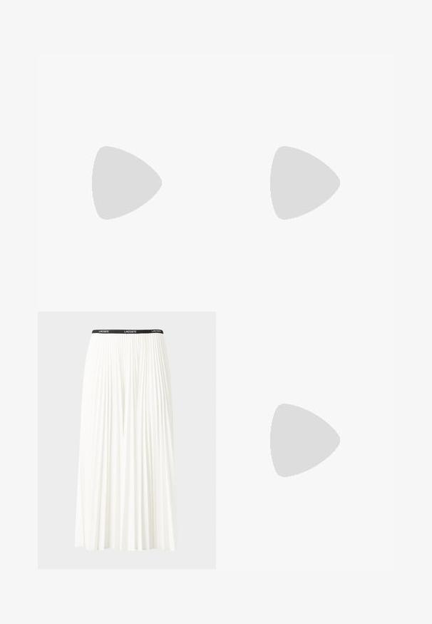 Långärmad topp i ett mjukt, stretchigt tyg. Har ett blommönster i pastellblått och lila med en tryckt logotyp på framsidan.; Fälld vit kjol med svart elastiskt midjeband som har "LACOSTE"-logotypen. Mittenlång design med mjuk textur.; Vita lädersneakers med en tjock vit sula, svartsuede hälaccent och präglad logotyp på sidan. Snörningsdesign med sex öglor.; Svart överdimensionerade solglasögon med geometrisk form, med mörka linser och en kontrasterande grå detalj på ramen. Logotyp på bygeln.