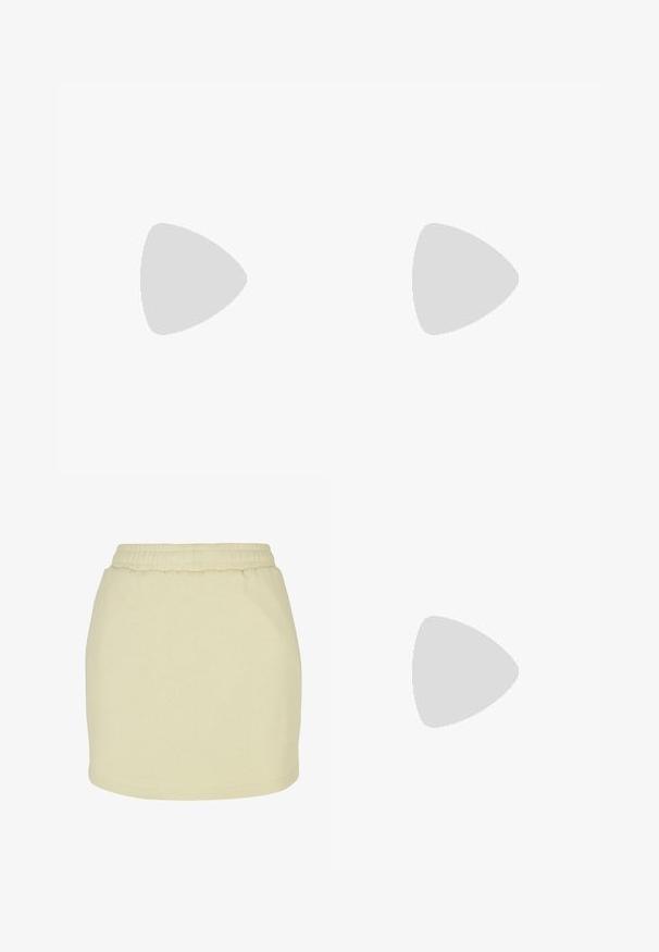 Marineblauw mouwloos topje met een gedrapeerde col, gemaakt van een soepele stof, met een ontspannen pasvorm en een schone zoom.; Lichtgele rok van zachte stof, met een elastische tailleband en een rechte snit. Glad oppervlak zonder zichtbare patronen of accenten.; ALOHAS SWAY  - Ballerina's - black; Zwarte leren handtas met een gouden hardware accent, voorzien van een kenmerkende sluiting, een afneembare schouderband en een ge textureerd oppervlak.