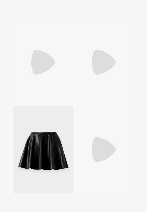 Melnā garo piedurkņu bodijā ar apvijuma dizainu, grumbuļotiem akcentiem plecos, gludu tekstūru un dziļu izgriezumu.; Melnas ādas svārki ar izplūdušu formu, gludu tekstūru, platu maliņu un pieguļošu jostu. Virsma ir ar smalku spīdumu un bez redzamām rotājumām.; NEOUS IRENA - Klasiski papēži - black; Beige krēma ādas somiņa ar gludu tekstūru, taisnstūra formu un zelta ovālu aizdari. Aprīkota ar garu, regulējamu siksnu.