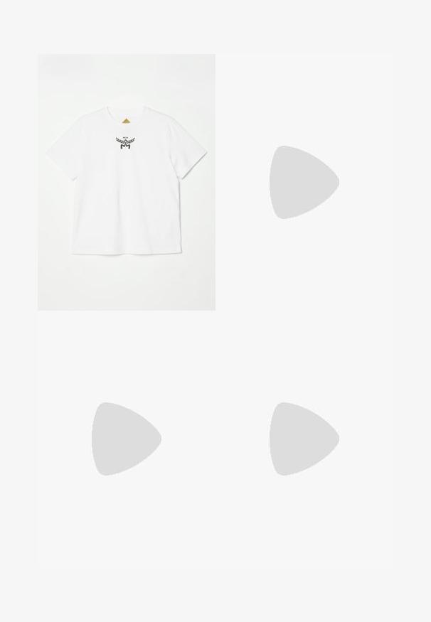 Balts kokvilnas t-krekls ar mazu melnu logotipu ar spārniem un "MCM" centrā priekšā. Īsas piedurknes un apaļais kakls.; Rozā maksi svārki, izgatavoti no viegla auduma, ar elastīgu jostu, gludu tekstūru un bez redzamām rakstām vai akcentiem.; Melni augstpapēžu apavi ar norādītu purngalu, ar krokodila ādas tekstūru, izceļoties ar elegantu dizainu, augstu stiletto papēdi un gludu melnu interjeru.; Taupe krāsas ādas pleca soma ar rāvējslēdzēja priekšējo kabatu, regulējamu siksnu, akmens tekstūru un iegravētu logo priekšpusē.