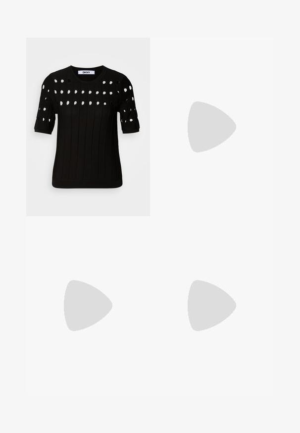 Sort strikket sweater med korte ærmer, ribbet tekstur og rund halsudskæring. Flere udskæringer danner et mønster hen over forsiden.; Sorte leggings med en blank finish, der har et leopardprint mønster. Højtaljet design, tætsiddende form og glat tekstur.; Sort læder ankelstøvle med spids tå, tekstureret overflade og en slank hæl. Har præget DKNY-logo på bagsiden.; Sort læder håndtaske med struktureret overflade, vinkelret form, dobbelt hanke og en justerbar skulderrem. Har et DKNY logo som accent.