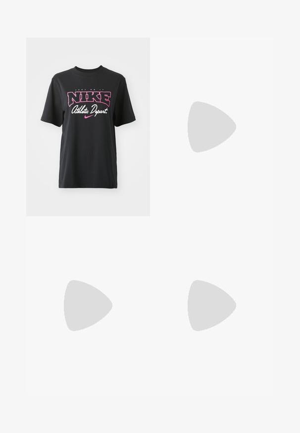 Schwarzes Baumwoll-T-Shirt mit einem grafischen Druck in Pink und Weiß, mit dem Text "JUST DO IT", "NIKE" und "Athletic Depart." Standardpassform.; Schwarze Sportshorts aus leichtem, glattem Material. Mit einem elastischen Bund, Kordelzug und kleinem weißen Logo unten rechts.; Schwarze Lederstiefel in knielanger Höhe mit vier silbernen Schnallenriemen, einer dicken Plateausohle und Nietenakzenten um den Knöchel.; Steve Madden BGRAYA - Handtasche - black