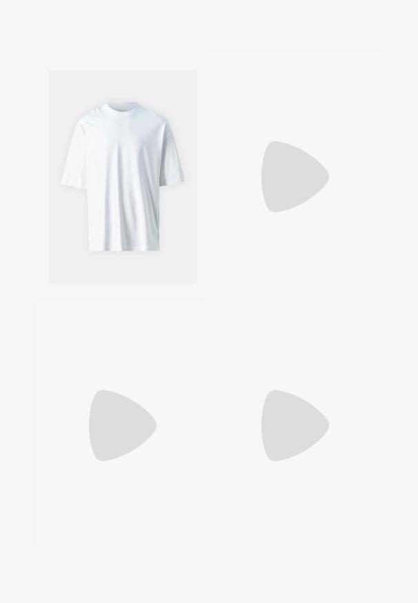 Bílý krátký rukáv tričko vyrobené z měkké bavlny. Má kulatý výstřih, volný střih a hladkou texturu. Žádné viditelné vzory ani akcenty.; Tmavě modré denimové cargo kalhoty s žlutým prošíváním, bočními kapsami a rovnou siluetou. Mají zapínání na knoflík a zip.; Černé plátěné tenisky s bílými gumovými špičkami a tkaničkami. Protišvy a kovové očko dodávají detail. Nosené s béžovými kalhotami a černou látkou.; Černá crossbody taška se zipovou kapsou, obdélníkový tvar, vyrobená z látky, s logem na přední straně, nastavitelné ramenní popruhy.