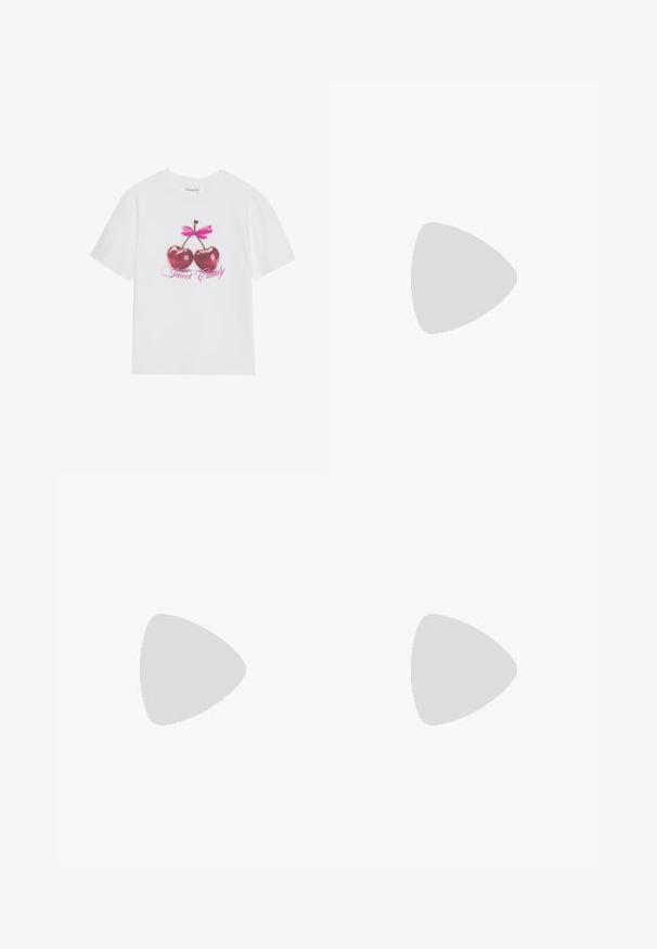 Hvit bomulls T-skjorte med et grafisk design av to glinsende røde kirsebær med en rosa sløyfe over og teksten "Sweet Candy" i rosa.; Cargo bukser i olivengrønt bomullsblanding, med vide ben, flere sidelommer og en frontlukning med lynlås og knap.; Hvit høy-skinn kanvas sneakers med svart gummisåle, gummitåhette foran og seks hull for snorer, med et rent, minimalistisk design.; Rød lærveske med en vinklet, geometrisk design. Har en enkelt justerbar stropp og en klaffelukking med sydd detaljer.