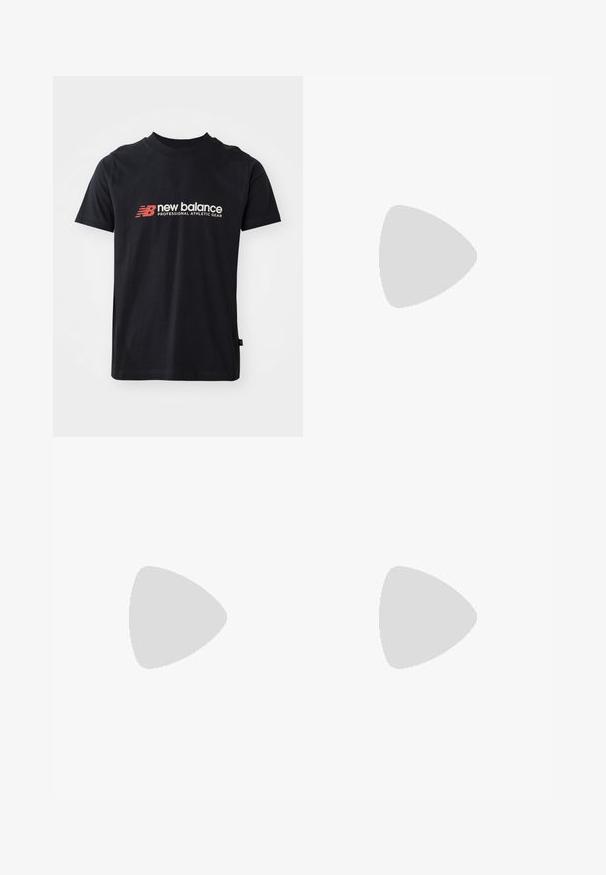 Svart bomull T-skjorte med korte ermer, rund hals, med "New Balance"-logo i rødt og hvitt, samt teksten "PROFESSIONAL ATHLETIC GEAR.";  svarte joggebukser laget av mykt stoff, med elastisk liv og en liten hvit logo på venstre ben. Glatt tekstur med en avslappet passform.; Svarte sportssko med glossy og mesh teksturer, med en tykk såle og lisser, kombinert med løse olivengrønne cargo-bukser.; Solbriller med ovale svarte linser, metallramme og svarte og blå teksturerte armer. Har en sidelogo som accent på rammen.