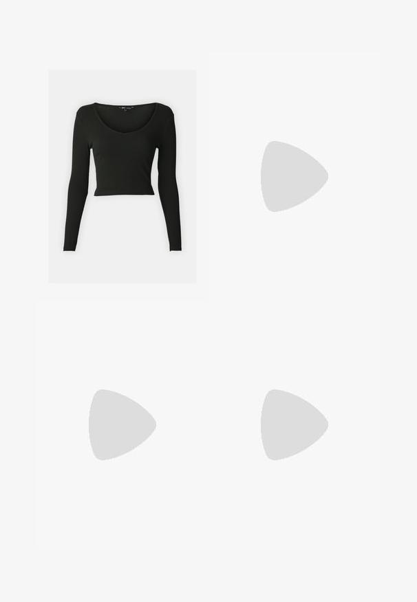 Fekete, hosszú ujjú, ribbed anyagból készült crop top, mély V-nyakkivágással. Illeszkedő ujjak és sima textúra jellemzi.; Fekete, bő szárú nadrág sima anyagból, magas derékkal és lágy vonalakkal, letisztult, díszítések nélküli kivitelben.; Fekete bőrszárú stiletto cipő hegyes orral, nyitott hátsó résszel és masnira köthető bokapántokkal. Karcsú, 3 hüvelykes sarok. Simább textúrájú, minimalista dizájn.; Fekete bőr keresztpántos táska, sima textúrával, téglalap alakú és fém lánc részlettel az elején. Állítható pánttal ellátva.