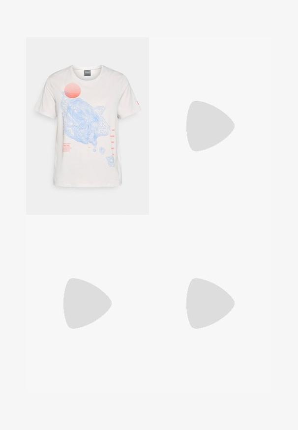 Hvid bomulds t-shirt med blå kontur linje designs og et rødt solgrafik, med rød tekstdetalje på forsiden. Korte ærmer, rund hals.; Svarte shorts med elastisk talje, justerbar snørrelse og sidelommer. Lavet af holdbart stof med en glat tekstur og et enkelt design.; Beige sportsandal med et åbent design, mesh-overdel, justerbar snøre og en tyk, struktureret sål for ekstra greb.; Sports solbriller med en hvid ramme, sorte accenter og en stor visir i gradient nuancer fra lilla til orange. Har et strømlinet, aerodynamisk design.