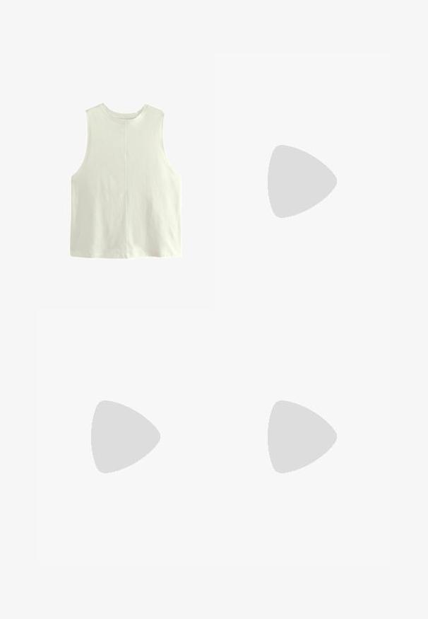 Bezrukavna bijela pamučna majica s okruglim izrezom, opuštenog kroja i suptilnim šavnim detaljima na leđima, koja prikazuje glatku teksturu.; Smeđe atletske šortse s visokim strukom, ravnim šavovima i malim bijelim logotipom u donjem lijevom kutu. Izrađene su od rastezljivog materijala koji upija vlagu.; Bijela atletska cipela od mrežastih i sintetičkih materijala. Ima teksturirani dizajn, podstavljeni ovratnik i geometrijske akcentne detalje na peti.; Crna kožna torba s lukovitim oblikom, odvojivim remenom i zlatnim detaljima. Torba ima preklop s kopčom.