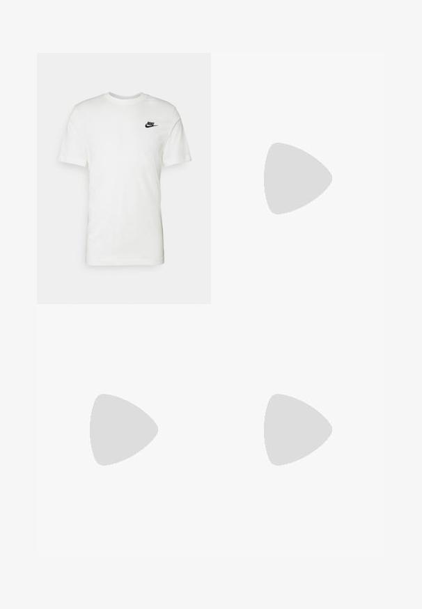 Bílá bavlněná tričko s krátkým rukávem, kulatým výstřihem a černým logem Nike na levé části hrudi. Hladká textura a klasický střih.; Šedé tepláky z měkké tkaniny s dvěma bočními kapsami, elastickým pasem a elastickými manžetami u kotníků.; Bílé sportovní tenisky s hladkým svrškem, šněrováním, polstrovanou podrážkou a viditelnou vzduchovou jednotkou s červenými akcenty na značce.; Černá taška na stažení s velkým bílým logem Nike. Vyrobena z lehké tkaniny s hladkým povrchem a zaobleným tvarem.