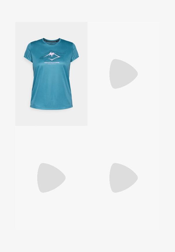 T-shirt de sport à manches courtes en teal, fabriqué en tissu lisse, avec un graphique de montagne en rose et le texte "ASICS FUJITRAIL" en dessous.; Shorts de sport violets avec une taille élastique texturée et des panneaux latéraux gris clair. L'ourlet est légèrement courbé pour une meilleure mobilité.; Baskets blanches avec une tige en mesh respirant et des accents bleus. Dotées d'une semelle rembourrée et de lacets plats. La semelle intermédiaire arbore le logo "Air Zoom".; Lunettes de sport avec un design noir et rose durable, présentant une forme sans monture et des verres clairs légèrement teintés. Accents en caoutchouc inclus.