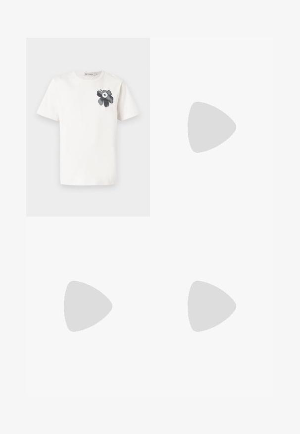 T-shirt en coton blanc avec un graphique de fleur noire sur la poitrine gauche, col rond et manches courtes, avec une coupe décontractée.; Shorts en denim foncé avec une coupe droite, ornés de coutures orange contrastantes, de cinq poches et d'une poche cargo avec un emblème.; Baskets blanches avec des accents en maille et en cuir. Caractéristiques d'un logo "BOSS" doré, de panneaux latéraux texturés et d'un capuchon de talon noir. Semelle en caoutchouc.; Sac en nylon noir à forme arrondie, avec un compartiment principal zippé et une poche avant. Logo "BOSS" blanc affiché en évidence. Sangle ajustable.