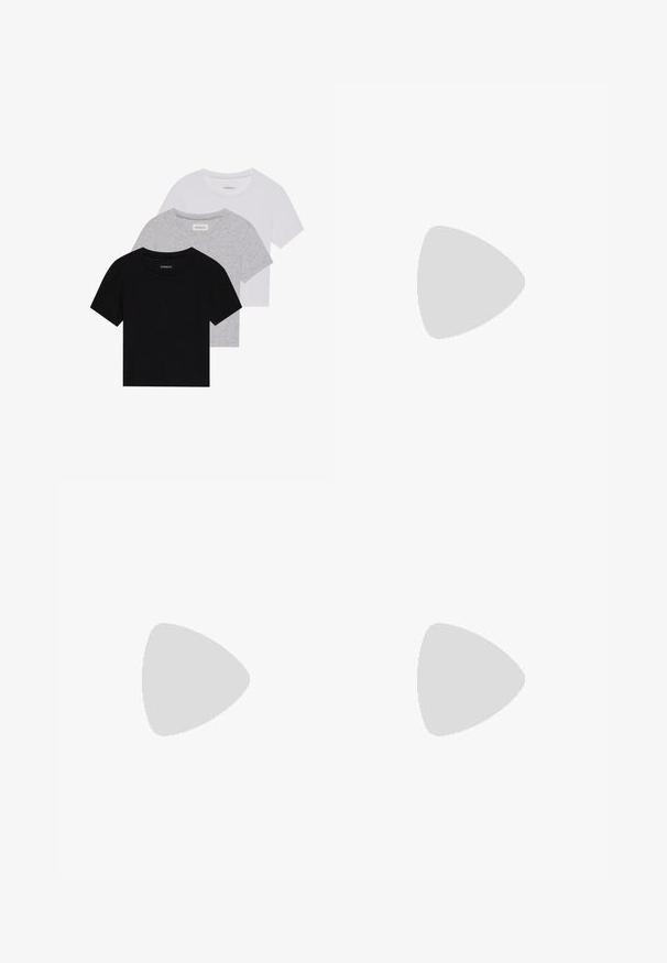 Conjunto de três t-shirts de manga curta nas cores preto, cinza e branco. Feitas em algodão, com gola redonda e um design simples, em cores sólidas.; Calças cinzas de perna ampla com uma cintura lisa e elástica, com um ajuste justo nas coxas, passando para uma abertura de perna mais larga.; Mules pretos de couro com salto bloco, com ponta aberta, apresentando uma superfície suave e uma parte superior ligeiramente curvada para conforto e estilo.; Bolsa em forma de coração preta, feita de couro envernizado, com um bolso frontal apresentando um fecho de fivela e uma alça removível. Acessórios em aço inoxidável.