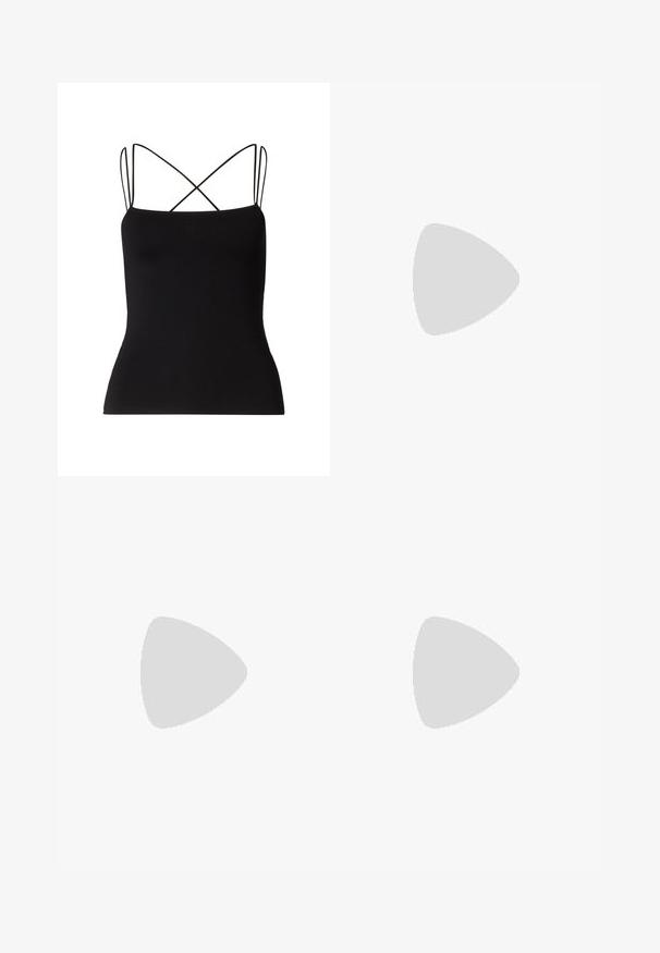 Samsøe Samsøe SANEHA - Topper - black; Kaki vidde bukser laget av bomull, med høy midje, frontlommer og en enkelt knappelukking. Glatt tekstur og rett snitt.; Sorte skinnloafere med en glatt overflate, sydd detaljer rundt tåen, og en lav gummisåle. Kombinert med vide svarte bukser.; Calvin Klein PAPER BAG CROSSBODY  - Skulderveske - antique white