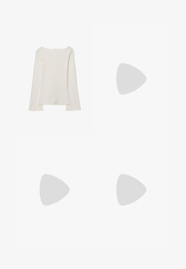 Haut à manches longues crème avec un large décolleté et des manches évasées. Tissu lisse et léger. Design simple et minimaliste sans ornements.; Pantalons blancs à jambe droite avec fentes avant et deux poches poitrine décoratives, posés à plat sur un fond blanc.; Racine à talon en cuir verni noir avec un nez pointu, des côtés découpés, une bride de cheville ajustable et un talon fin et élégant.; Sac fourre-tout en tissu beige avec des accents en motif marron. Présente une forme courbée, une seule sangle et une plaque logo à l'avant avec des accessoires en argent.