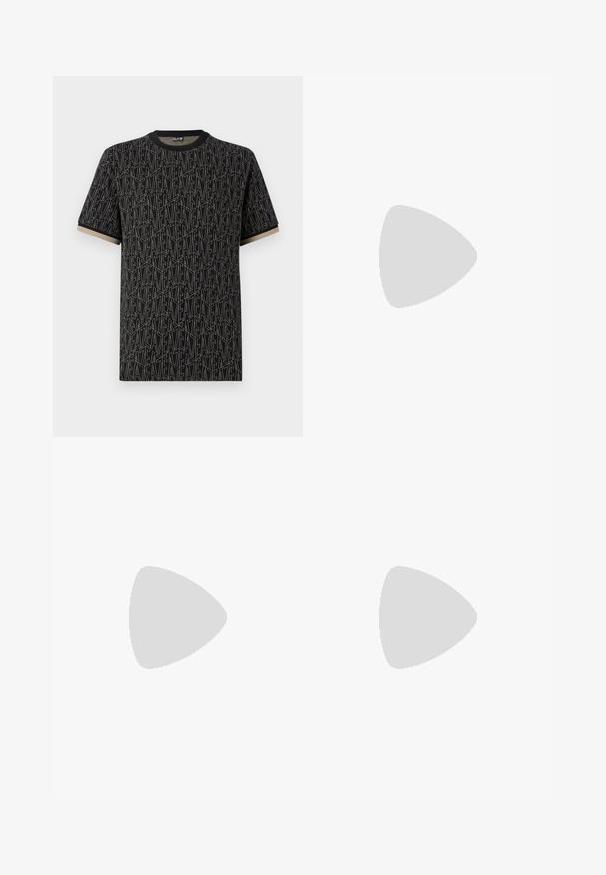 Tricou scurt cu mâneci negre, având un model texturat repetitiv în tonuri de bej. Gât clasic rotund, cu un contur bej contrastant la mâneci.; Șorturi de baie roz, cu un model, prevăzute cu un brâu elastic și un șnur negru. Materialul pare ușor, cu o suprafață texturată.; Adidași albi cu un superior din piele fină, vârf rotunjit, șireturi, accente laterale texturate și o talpă groasă din cauciuc. Design minimalist.; Geantă din piele cu embosare în formă de crocodil, maro, cu mânere superioare și un curea de umăr detașabilă. Dispune de o închidere cu cataramă și o formă rectangulară.