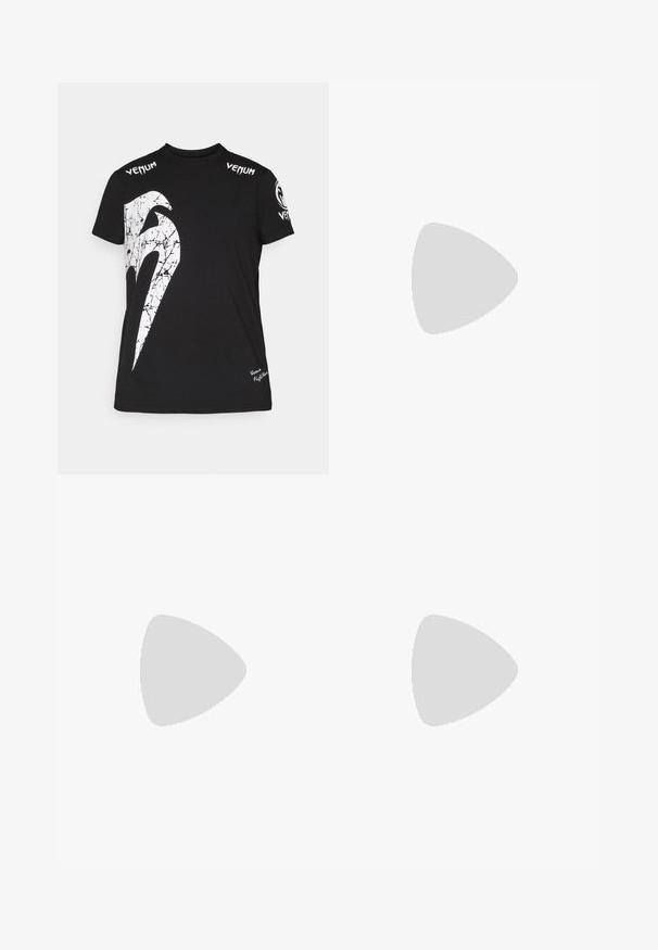 Svart bomull t-shirt med en stor vit sprucken grafik framtill, Venum-logotyp på axlarna och en liten logotyp på fållen.; Svarta sportshorts med platt midja som har en vit "Venum"-logotyp och en vit ormillustration på nedre högra sidan.; Högskuren спортивна sko med en svart nätutsida och beige accenter. Texturerad gummisula och logodetalj på sidan.; Svarta boxningshandskar med matt yta och ergonomisk design. Orange logotypdetaljering och handledsremmar med kamouflage-mönster.