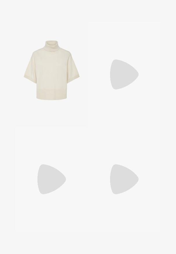 Suéter de gola alta em creme, mangas curtas, punhos e barra em malha canelada, tecido de malha suave, corte solto, design minimalista sem padrões visíveis.; Mini saia em padrão xadrez com tons de castanho, bege e azul-marinho, apresentando uma textura suave e um corte reto, desenhada sem fechos visíveis.; Sandy em verniz preto com salto slingback, ponta afilada e salto geométrico. Apresenta um design elegante e minimalista com textura suave.; Bolsa tote preta em couro com textura lisa, forma retangular e duas alças longas. Sem hardware ou enfeites visíveis.