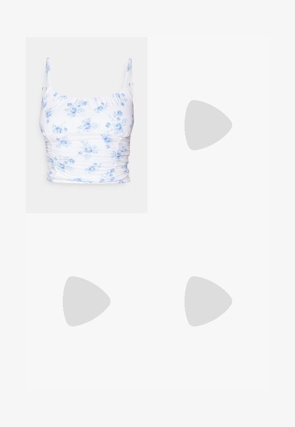 Haut en tissu blanc avec imprimé floral bleu, doté de bretelles fines, d'une texture froncée et d'une silhouette ajustée.; Jupe en denim bleu clair avec une coupe droite, fente frontale, design à cinq poches et fermeture éclair avec bouton.; Basket en cuir blanc avec un design bas, bout rond, détails perforés et semelle en caoutchouc texturée. Présente des accents gris sur la languette.; Des lunettes de soleil grises translucides avec une forme rectangulaire, des verres plats et des branches épaisses. Elles présentent un détail de charnière subtil sur les tempes.