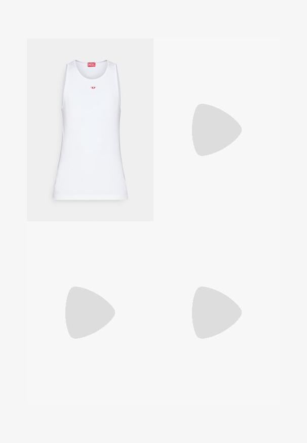 Balta bez piedurknēm bezgaiss t-krekliņš, kas izgatavots no gludas auduma. Tam ir apaļa kakla izgriezums un mazs sarkans "D" logo centrā.; Balta garo piedurkņu krekls ar lielu zilu omāru grafiku uz priekšpuses. Krekls ir ar klasisko apkakli un pogām pie piedurknēm.; Jūras flotes kravas šorti, izgatavoti no auduma, ar divām ar rāvējslēdzējiem aizveramām kabatām ar sarkaniem akcentiem, plakani priekšpuse un šūšanas detaļām.; Baltas ādas sneakers ar gludu virsmu, apaļu pirkstu daļu, plakaniem šņorēm un teksturētu zoli. Satur diskrētu logotipu uz papēža.