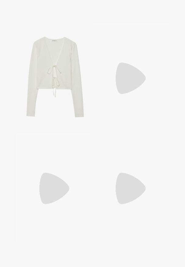 Even&Odd by Zalando Long sleeved top - white; Noisy May NMSALLIE - Flared Jeans - dark blue denim; adidas Originals SAMBA OG - Trainers - footwear white/alumina/wonder alumina; Even&Odd by Zalando BUCKLE - Handbag - off-white/beige