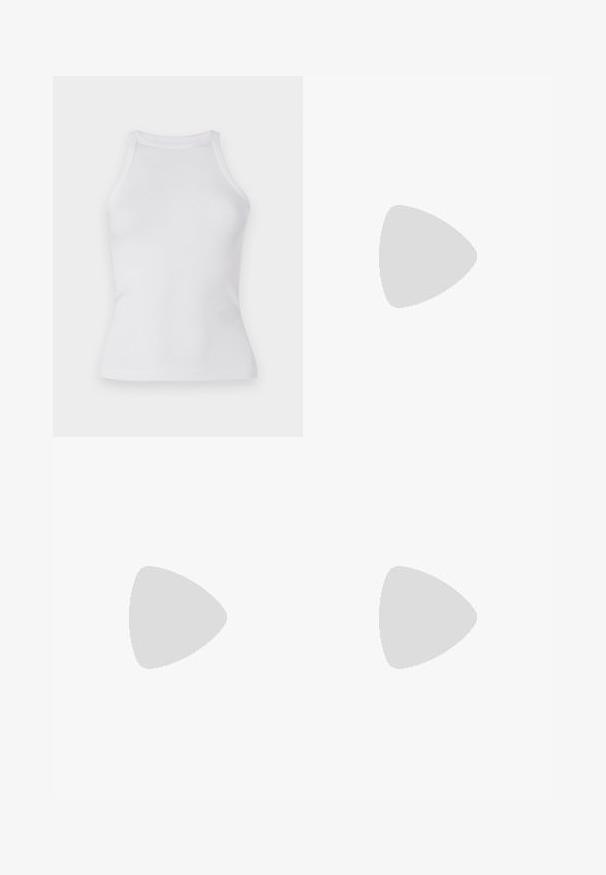 Balta įrengta tank top marškinėliai su prigludusia forma, apvalia iškirpte ir be rankovių. Pagaminta iš tamprios medžiagos, kad užtikrintų komfortą ir judėjimo laisvę.; Smėlio spalvos lino šortai su elastingu juosmeniu, papuošta krašto raukiniais ir nuimamu diržu. Šie šortai pasižymi laisvu pasiuvimu ir lygaus, tekstūruoto audinio savybėmis.; Baltas lakinės oda slingback batelis su smailiu nosiu ir žemu blokiniu kulnu. Yra subtilus dirželis su auksiniu užsegimu.; Balta odinė rankinė su tekstūruotu kreminiu pintu dugnu. Ypatumai: auksinės spalvos rankena ir suktas baltas dirželis, suteikiantis universalumo.