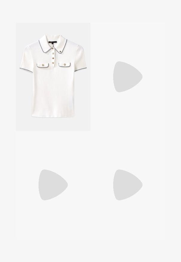 Witte geribde poloshirt met een kraag, voorzien van marineblauwe afwerking, gouden knopen en twee kleine klepzakken op de voorkant.; Witte shorts met een getextureerd geborduurd design langs de zijkanten en een golvende onderrand. Gladde stof met decoratieve kraalaccenten.; Plateau sandalen met een zwarte zool. De bovenkant heeft kruisbanden in beige, met een gouden gespsluiting op de enkelband. Glad materiaal.; Witte handtas gemaakt van glad synthetisch materiaal, met twee lange handvatten, een rechthoekige vorm en een zilveren logo plaatje aan de voorkant.